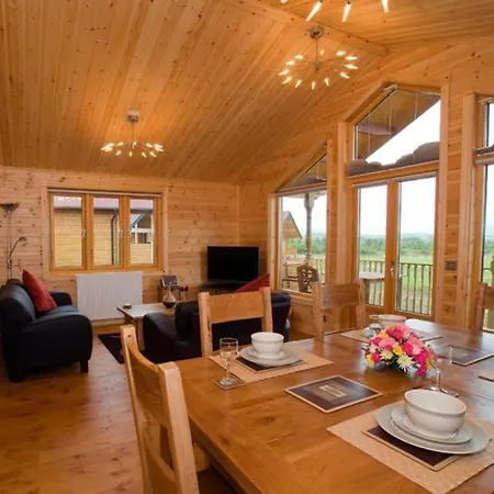 Blackthorn Gate Lodge